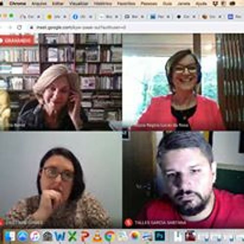 Zilá Bernd em Nova Delhi, India em congresso sobre O extremo contemporâneo em fevereiro de 2020 Aula virtual sincrônica no unilasalle em 2020 em tempos de pandemia