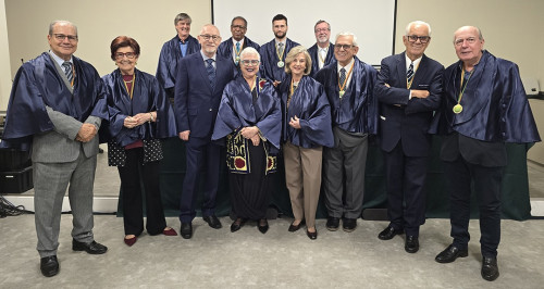 Zilá Bernd, secretaria da Academia Rio-Grandense de Letras, por ocasião da posse da escritora gaúcha Cíntia Moscovich